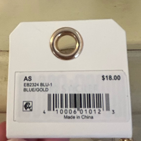 Altar’d State Clover Doubled Sided Blue Bracelet - Picture 6 of 6